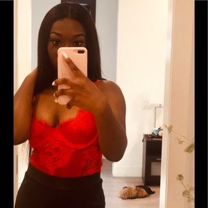 Meet your Posher, Javieline